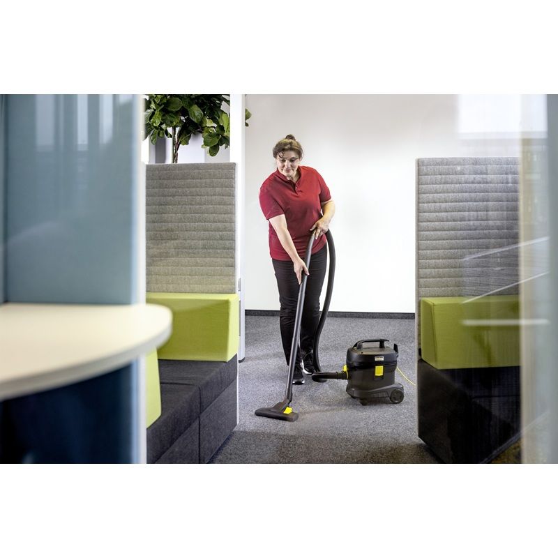 Прахосмукачка за сухо почистване Karcher T 11/1 Classic Adv Re!Plast Go!Further